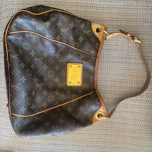 Louis Vuitton purse